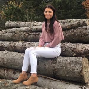 Meet your Posher, Lee ann